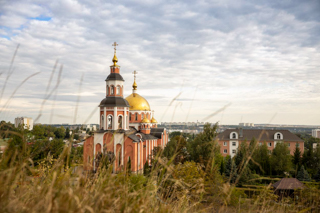 Свято-Алексиевский женский монастырь, вид с горы